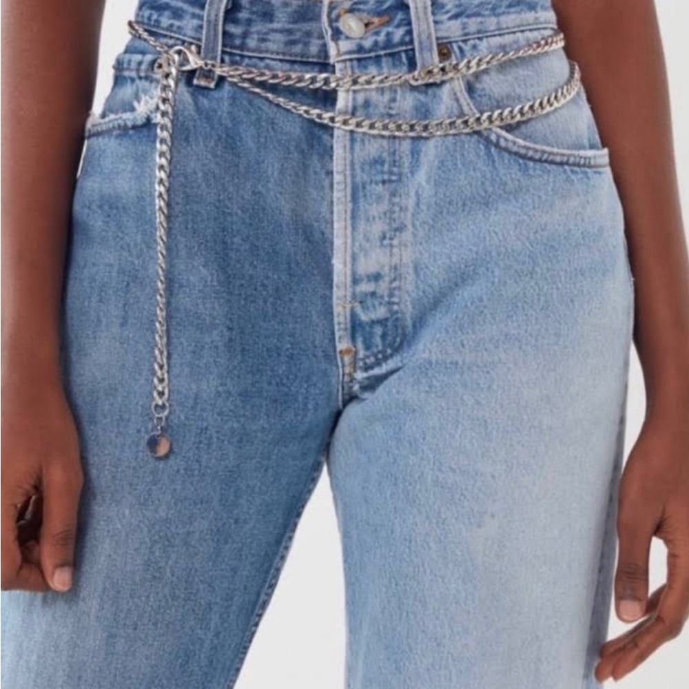 Urban Outfitters Silver Chain Belt. Adjustable.